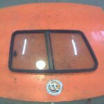 Luna Custodia Delantera Izquierda Nissan