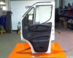 Puerta Delantera Derecha Iveco - Imagen 2