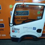 Puerta Delantera Izquierda Nissan